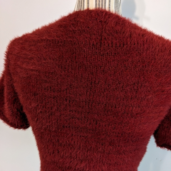 Olivaceous new top women's sweater large crop fuzzy nwt - Picture 10 of 14